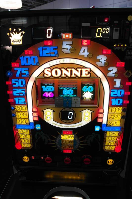 Sonne Pur, Kaiser, adp, 2011 Sonne Pur, Kaiser, adp, 2011